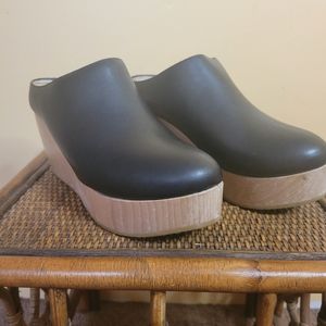 Sydney Brown Vegan Clogs